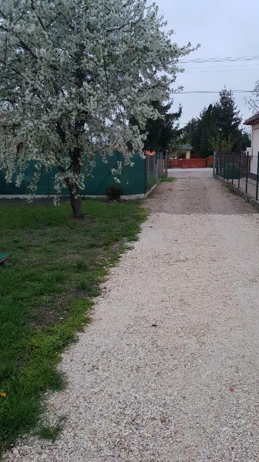 Limonádé Apartman Gárdony Exteriér fotografie